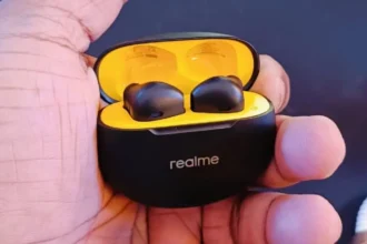 Realme Buds T01 Launched in India; Comes With Google Fast Pair and 28 Hours Battery: